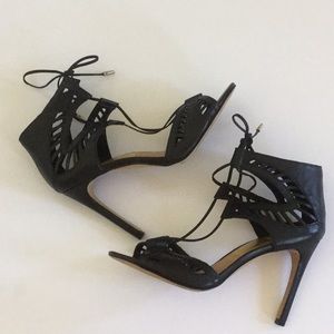 DOLCE VITA - HENLIE PEEP-TOE LACE-UP PUMPS